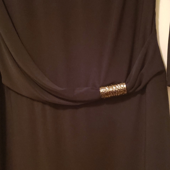 Dress - Picture 4 of 5